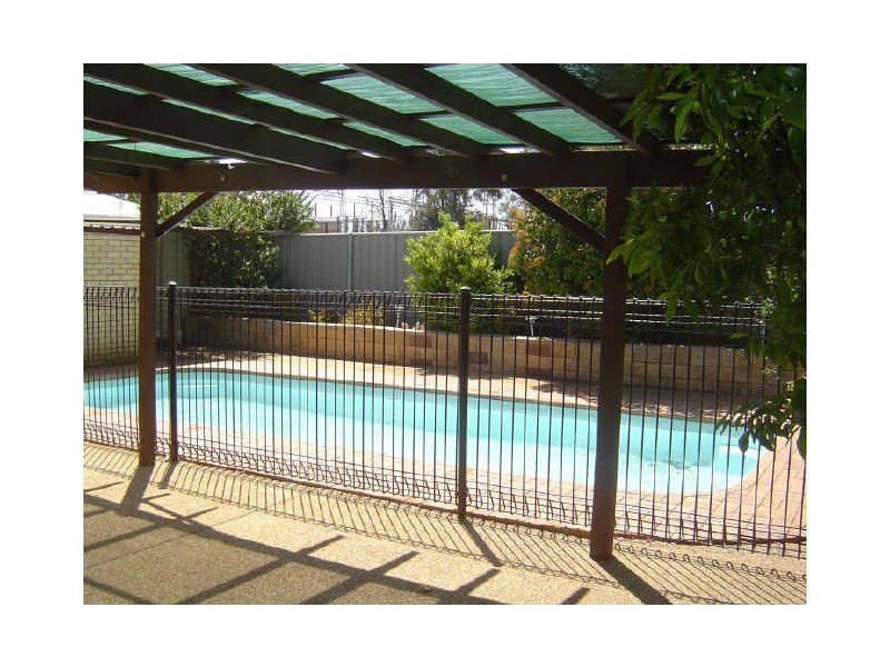 7 Kurrajong Court, Angle Park NSW 2830