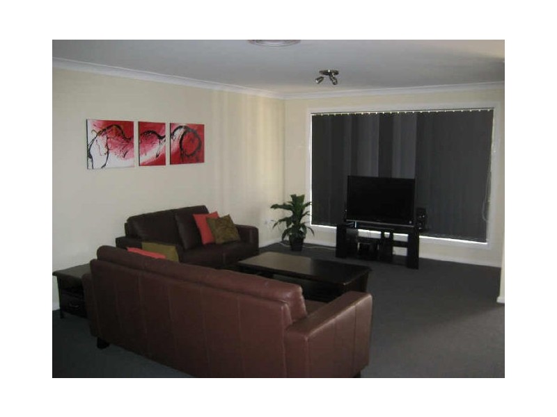 2/6 Pegasus Place, Dubbo NSW 2830