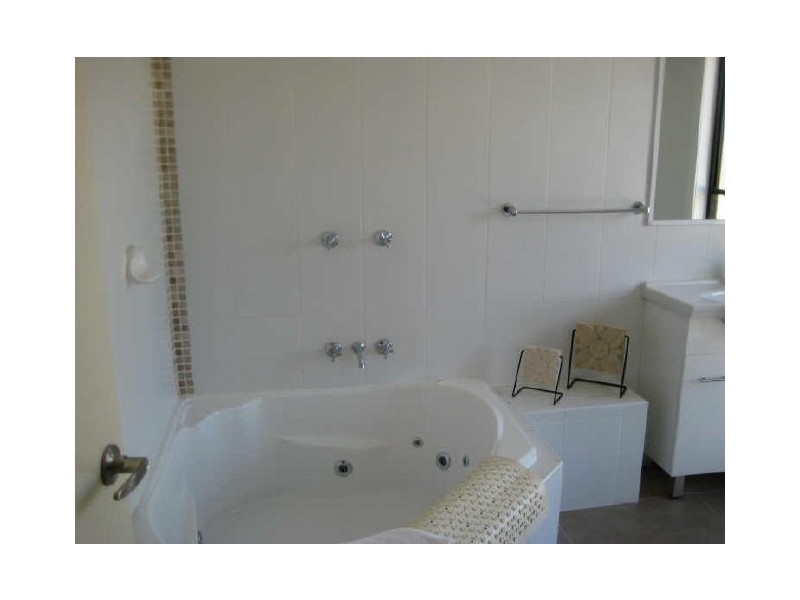 2/6 Pegasus Place, Dubbo NSW 2830