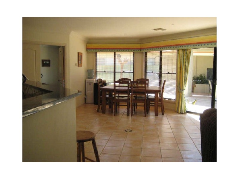 24 Thorby Avenue, Dubbo NSW 2830