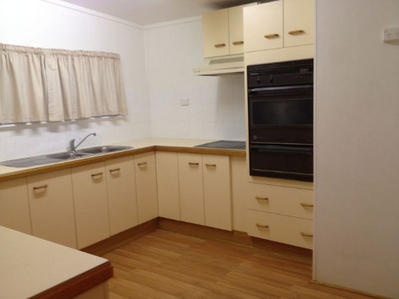 77 Myrtle Street, Gilgandra NSW 2827