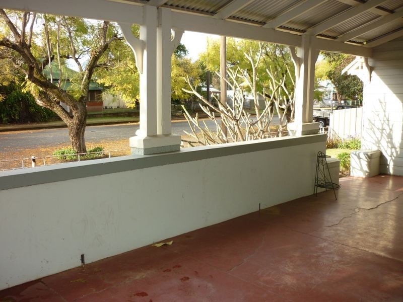 21 Macleay Street, Dubbo NSW 2830