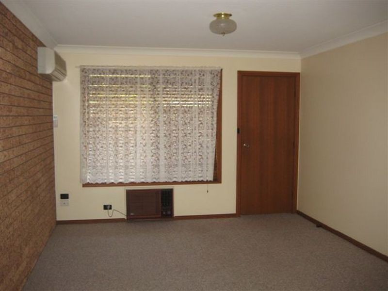 2/13 Bedford Avenue, Dubbo NSW 2830