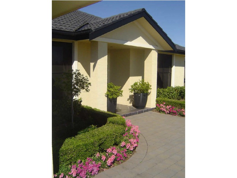 16 Cronin Place, Dubbo NSW 2830