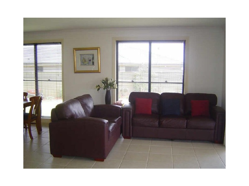 16 Cronin Place, Dubbo NSW 2830