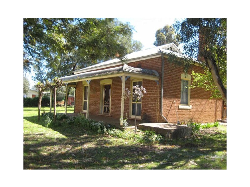 66 -68 Narragal Street, Geurie NSW 2831