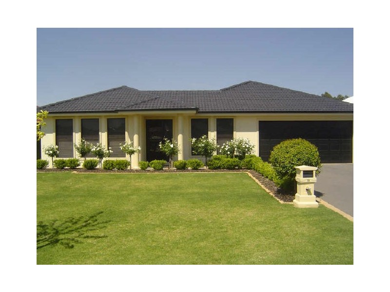 19 Carnegie Avenue, Dubbo NSW 2830