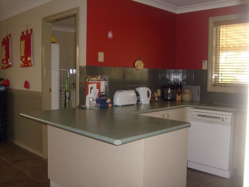 20 Websdale Drive, Dubbo NSW 2830