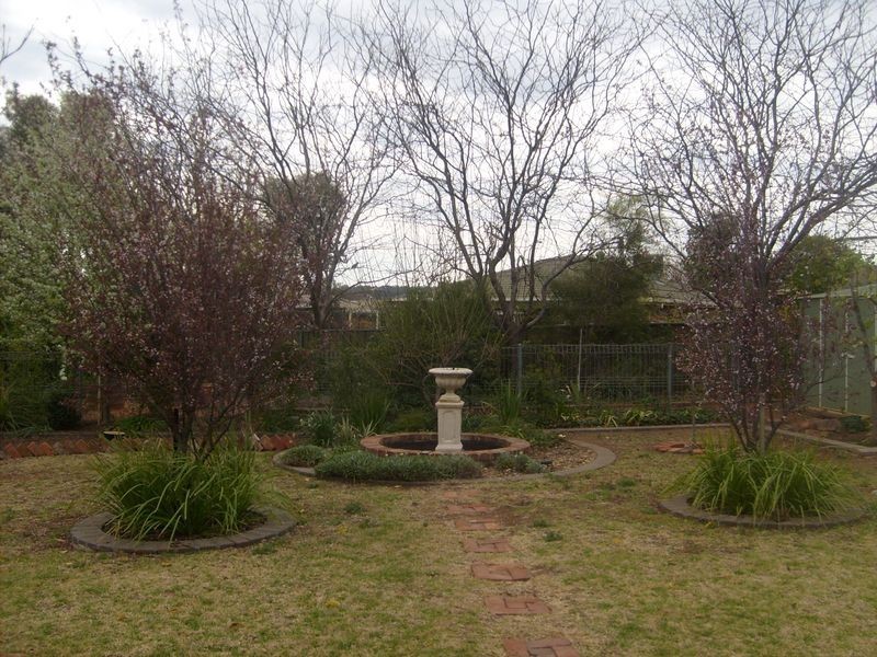 20 Websdale Drive, Dubbo NSW 2830