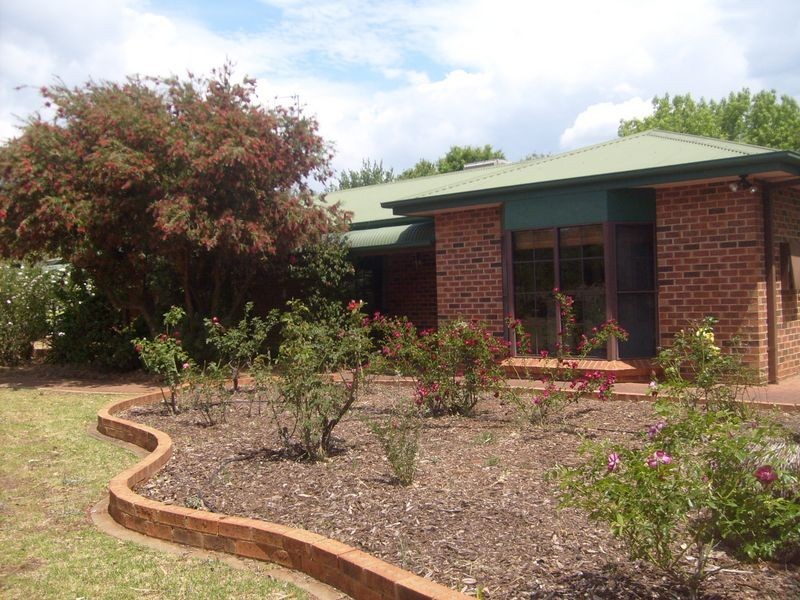 11 Buninyong Road, Dubbo NSW 2830