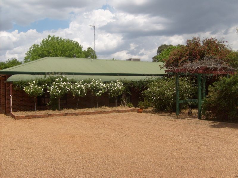 11 Buninyong Road, Dubbo NSW 2830