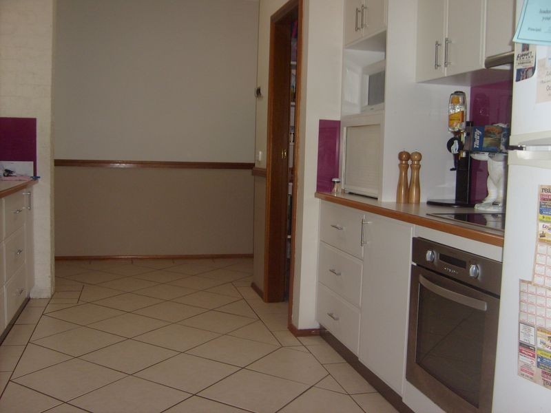 11 Buninyong Road, Dubbo NSW 2830