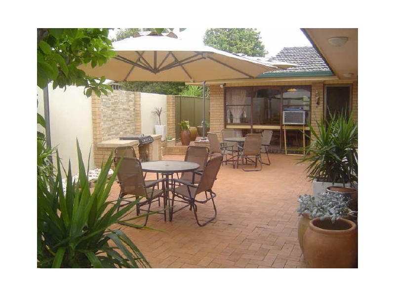 27 Banksia Cres, Dubbo NSW 2830