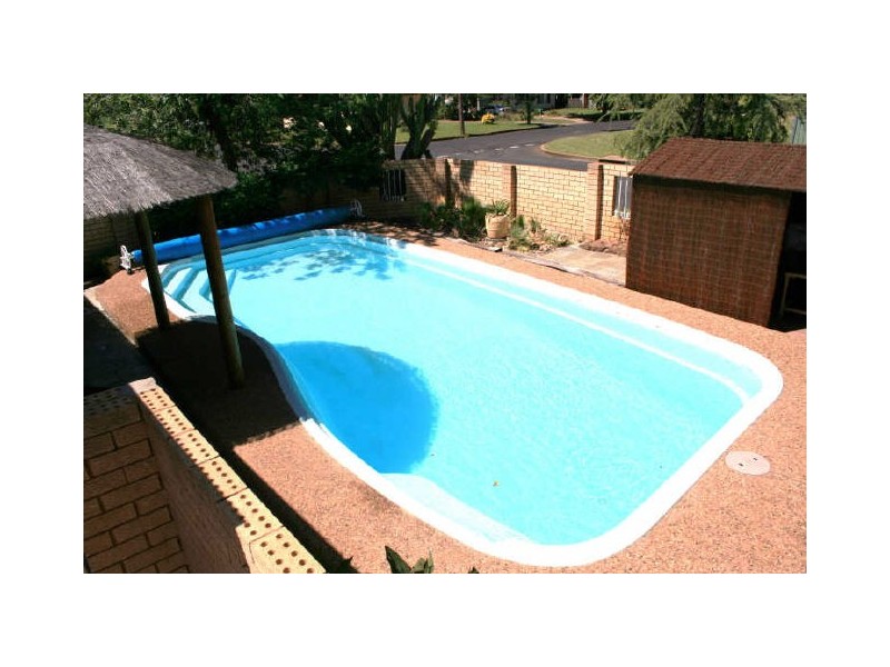 27 Banksia Cres, Dubbo NSW 2830