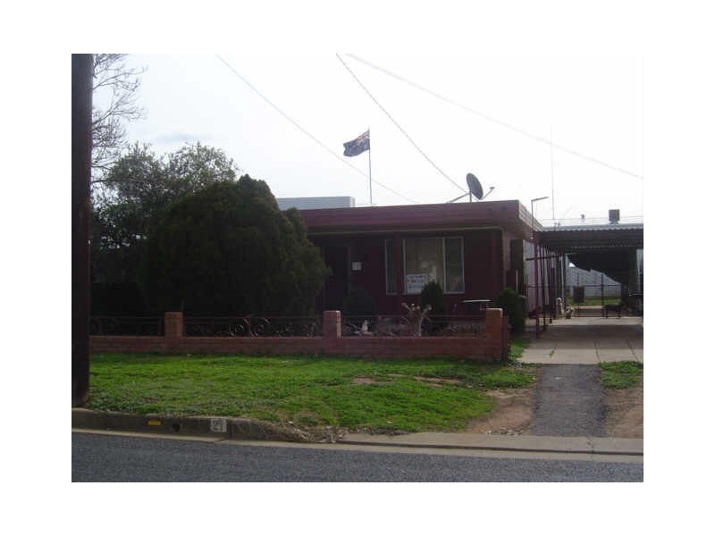 21 Bruce Avenue, Dubbo NSW 2830