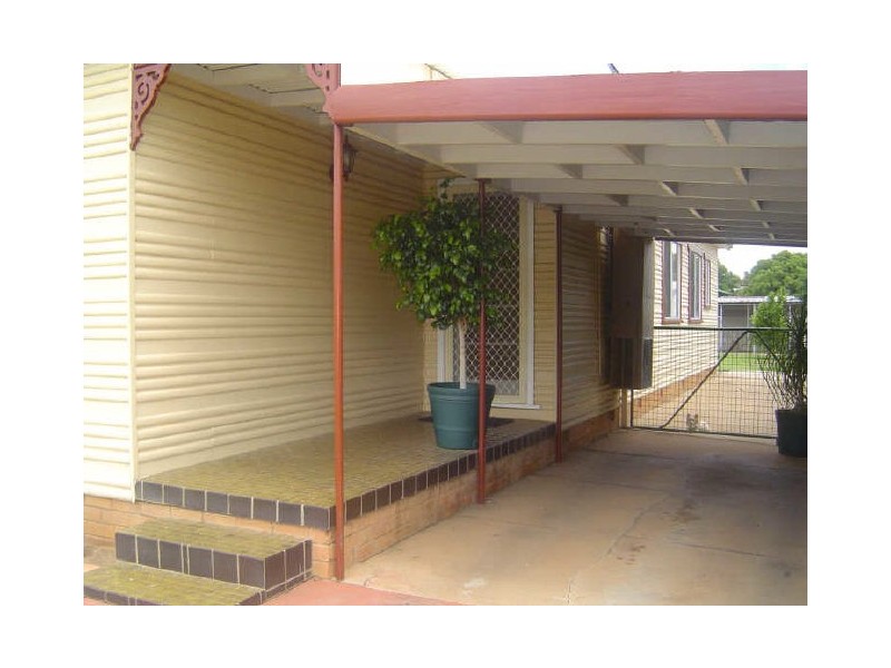 7 Samuels Street, Dubbo NSW 2830