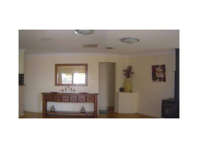 8 Cronin Place, Dubbo NSW 2830