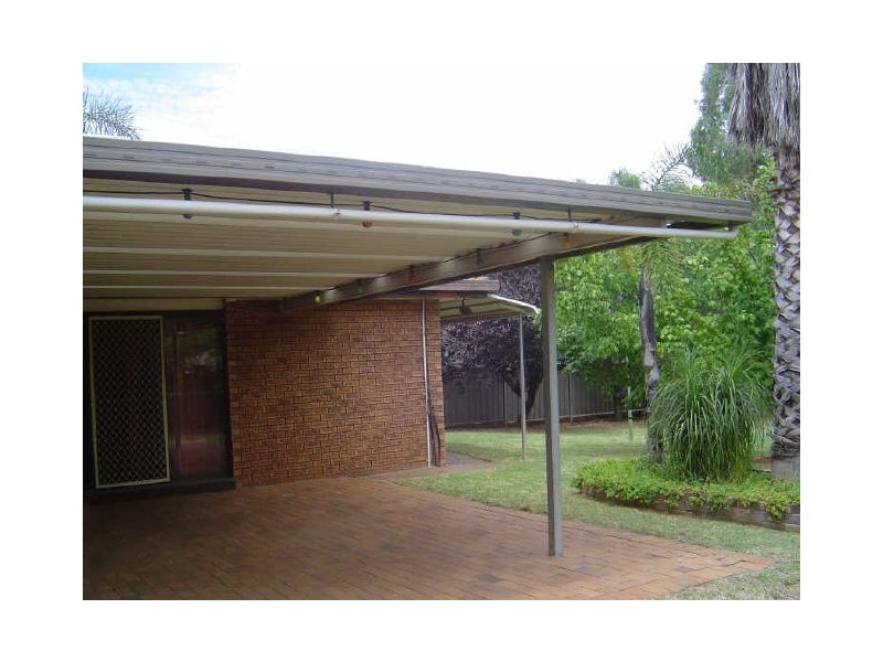 44 St George Ter, Dubbo NSW 2830