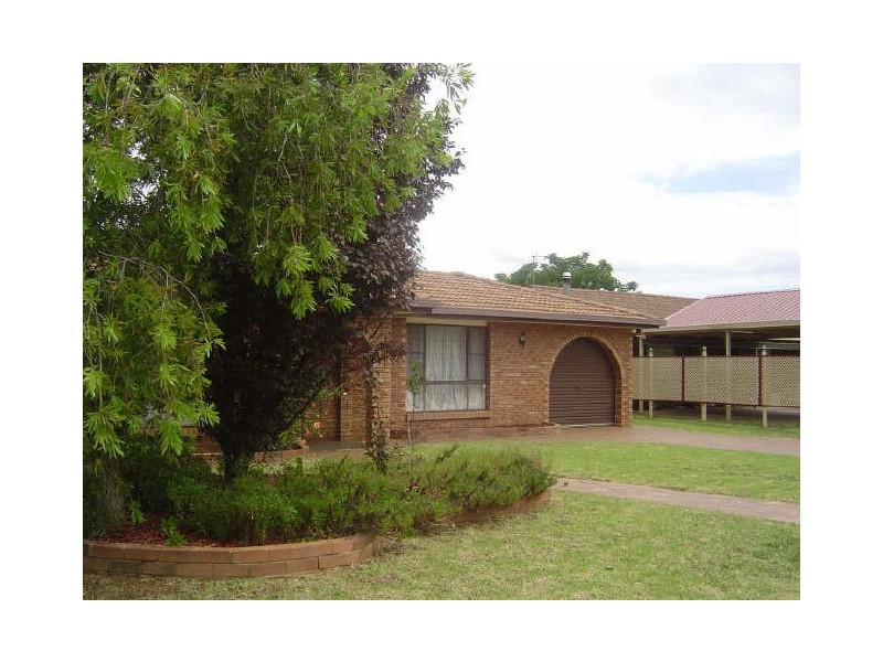 44 St George Ter, Dubbo NSW 2830