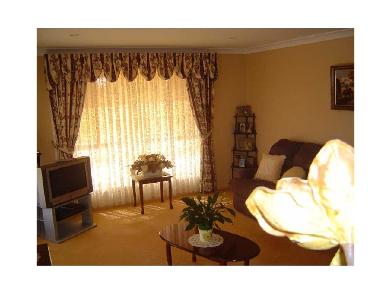 9R Numbardie Drive, Dubbo NSW 2830