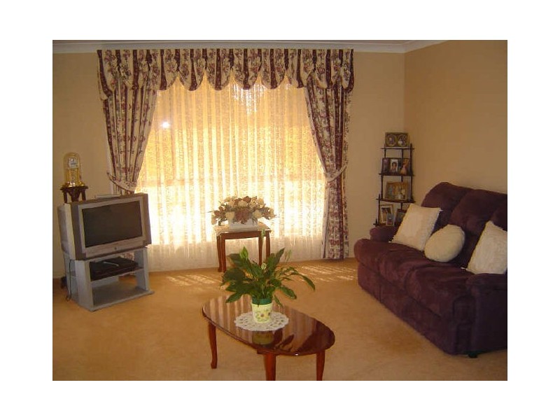 9R Numbardie Drive, Dubbo NSW 2830