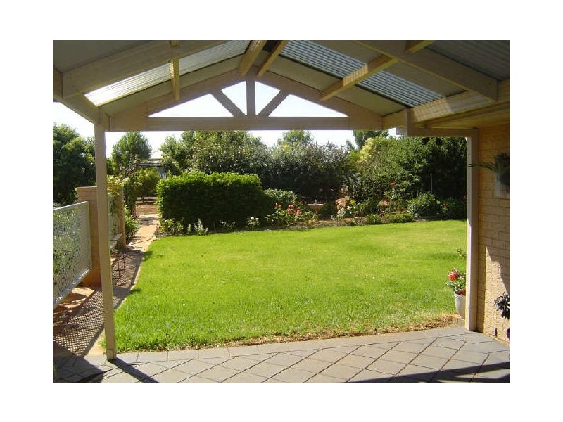 9R Numbardie Drive, Dubbo NSW 2830