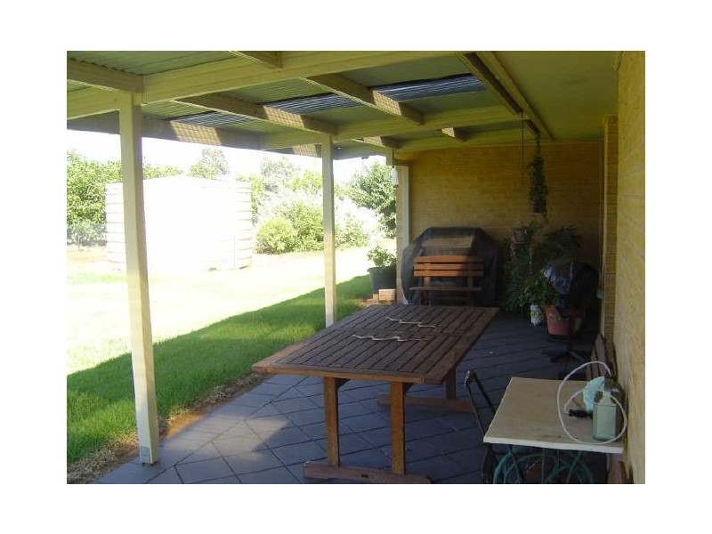 9R Numbardie Drive, Dubbo NSW 2830