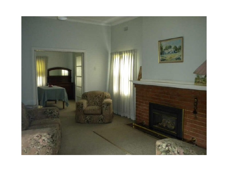 8 Cadell Street, Dubbo NSW 2830