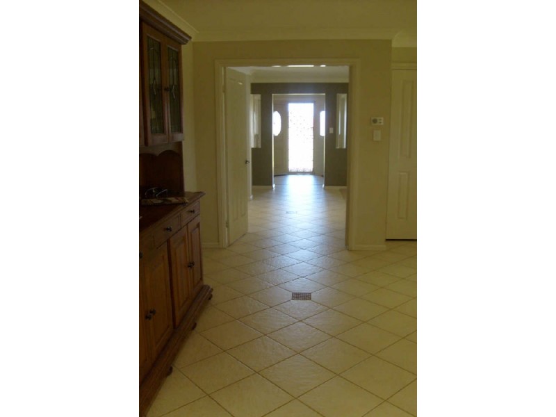 26 Torryburn Way, Dubbo NSW 2830