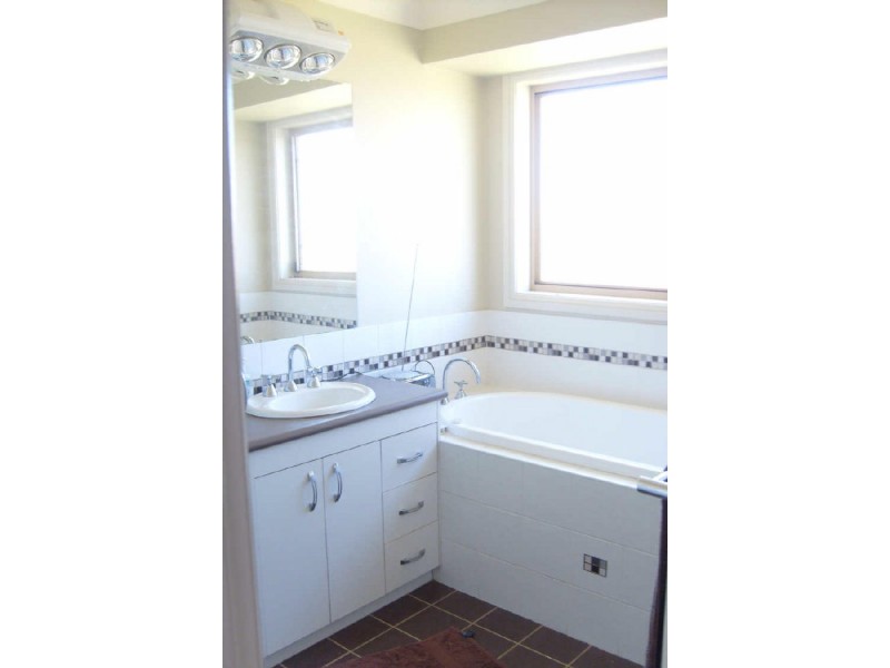 26 Torryburn Way, Dubbo NSW 2830