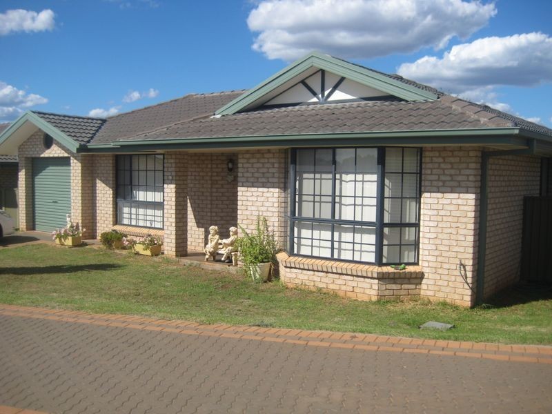 9B Paul McLean, Dubbo NSW 2830