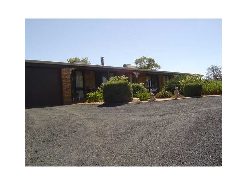 16L Kurrajong Drive, Dubbo NSW 2830