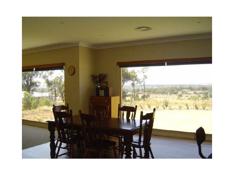 7 Ballindoch Place, Dubbo NSW 2830