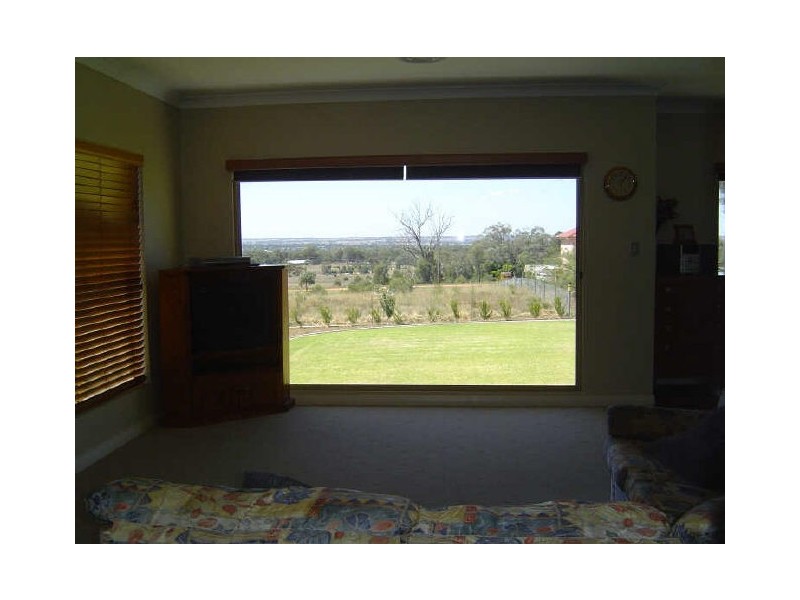 7 Ballindoch Place, Dubbo NSW 2830