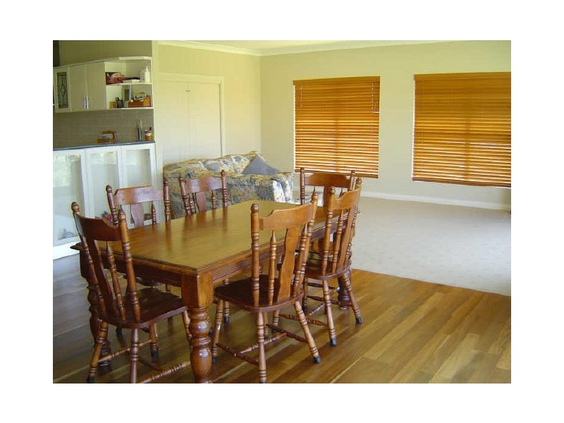 7 Ballindoch Place, Dubbo NSW 2830