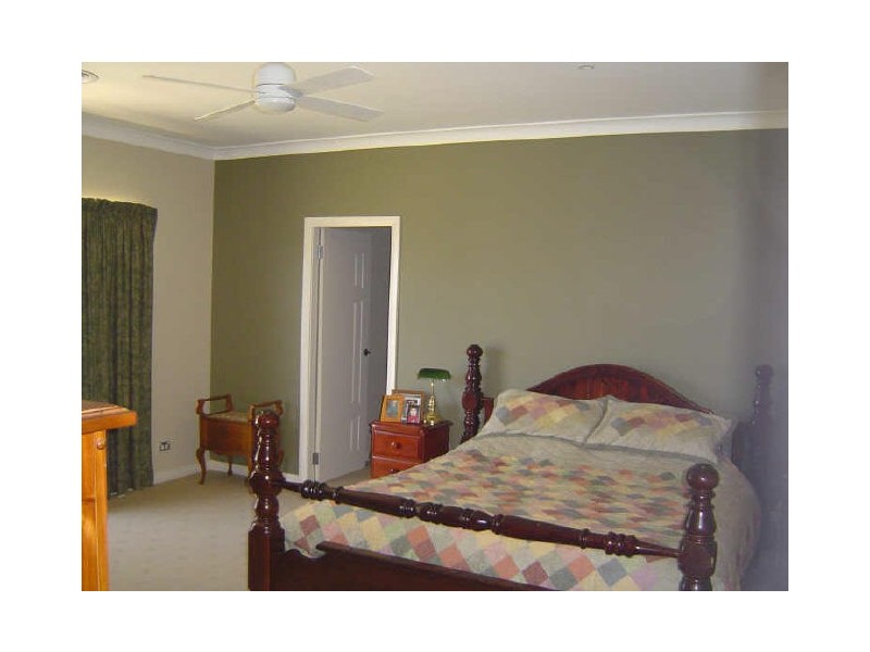 7 Ballindoch Place, Dubbo NSW 2830