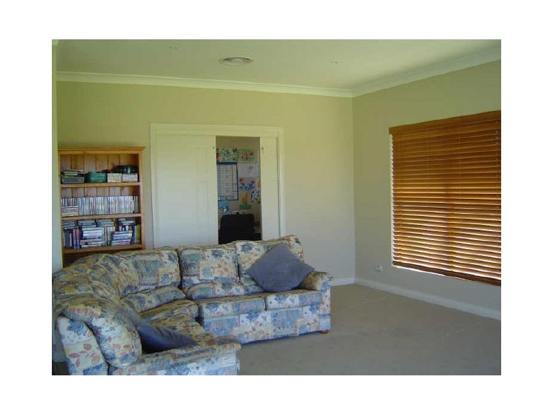 7 Ballindoch Place, Dubbo NSW 2830