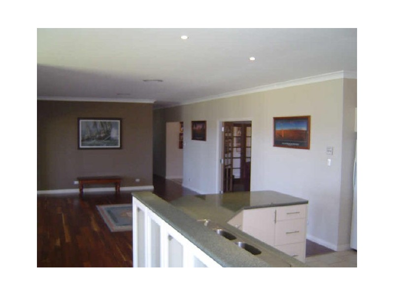 7 Ballindoch Place, Dubbo NSW 2830