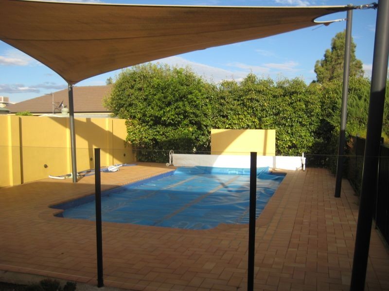 12 Nepean Place, Dubbo NSW 2830