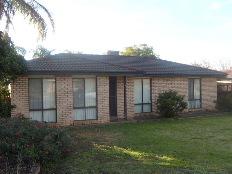 7 Furlong Street, Dubbo NSW 2830