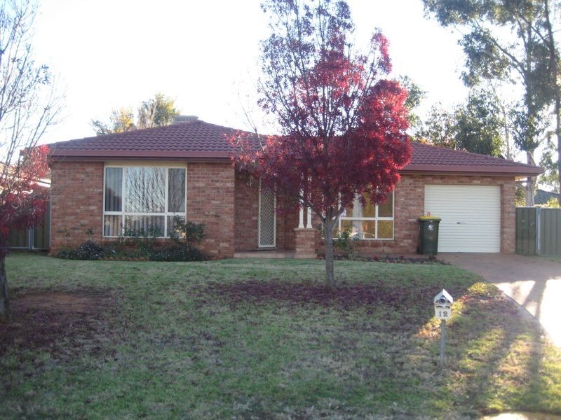 12 Magpie Close, Dubbo NSW 2830