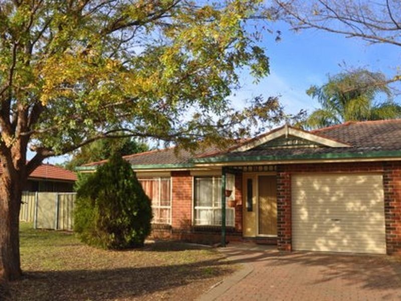 1 Magpie Close, Dubbo NSW 2830