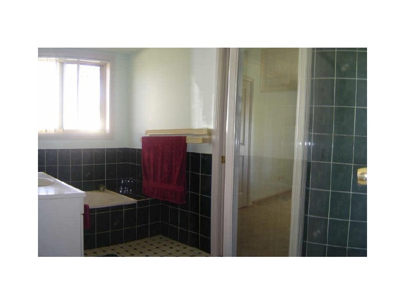 36 John Glenn Place, Dubbo NSW 2830