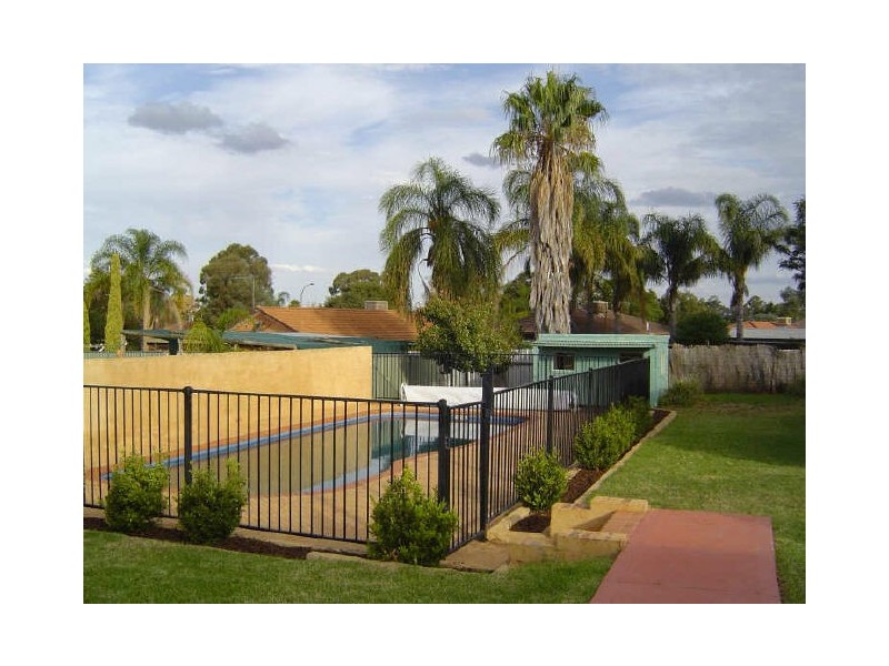 40 Meadow Bank Drive, Dubbo NSW 2830