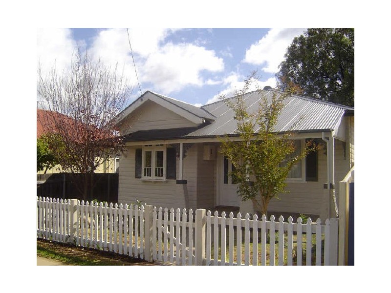 8 Tamworth Street, Dubbo NSW 2830