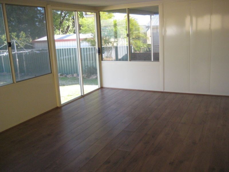 27 Ronald Street, Dubbo NSW 2830