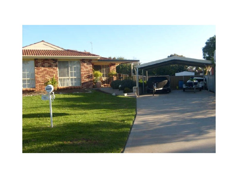 15 Galloway Drive, Dubbo NSW 2830