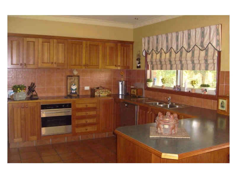 24 Charmere Place, Dubbo NSW 2830