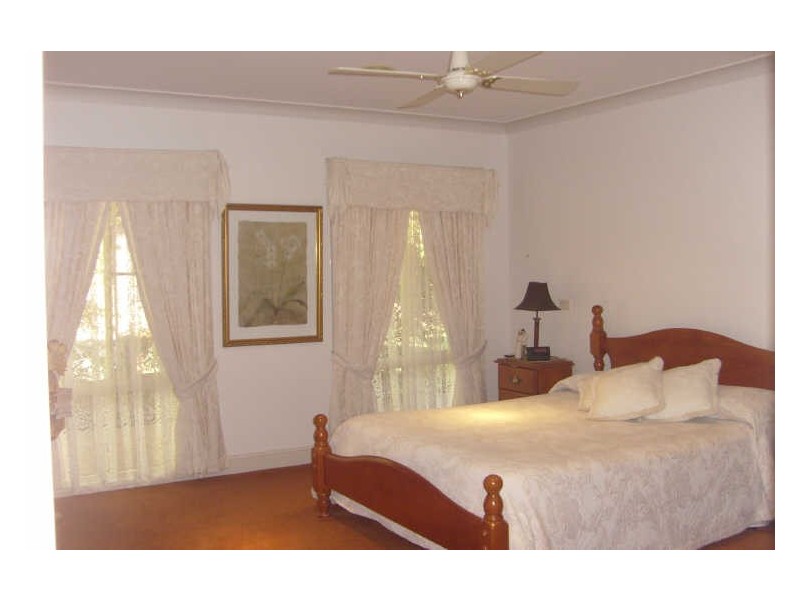 24 Charmere Place, Dubbo NSW 2830