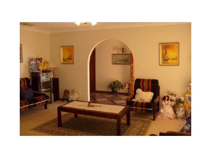 73 Websdale Drive, Dubbo NSW 2830